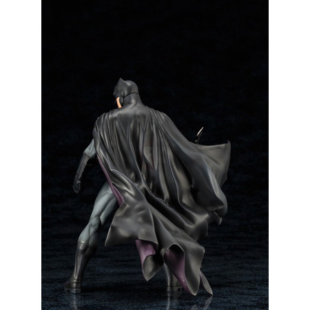 DC Universe Batman Rebith - BATMAN ARTFX+ Series 1/10 Scale socha 20 cm